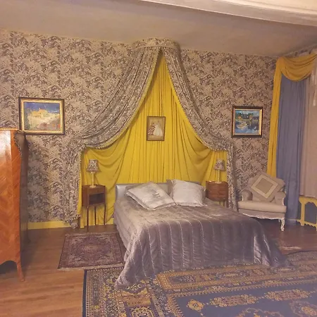 Maison Historique A Thierry Ideale Pour 10 Personnes Feriehus Château-Thierry